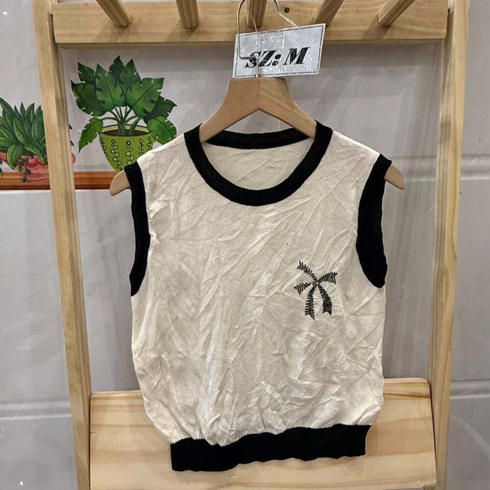 Black White Contrast Trim Bow Embroidery Knit Sleeveless Vest Top